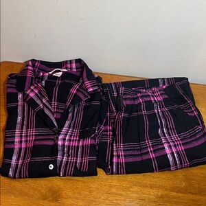 Victoria's Secret women’s Plaid Pajama Set - Pink and Black Size MEDIUM
